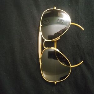 RAY-BAN OUTDOORSMAN SUNGLASSES - RB3030

13 Review